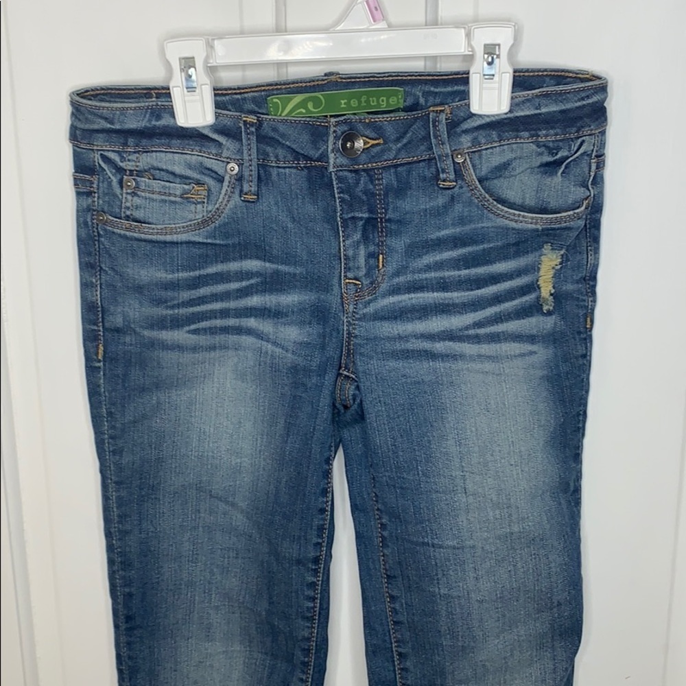REFUGE•JEANS - Picture 2 of 9